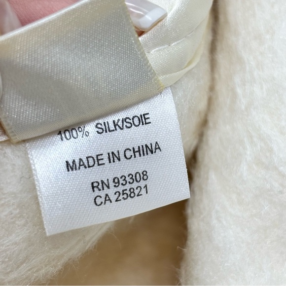 NK HOME Ivory 100% Natural Charmeuse Silk Luxurious Blanket Satin Trim 86” X 94” - Picture 8 of 9